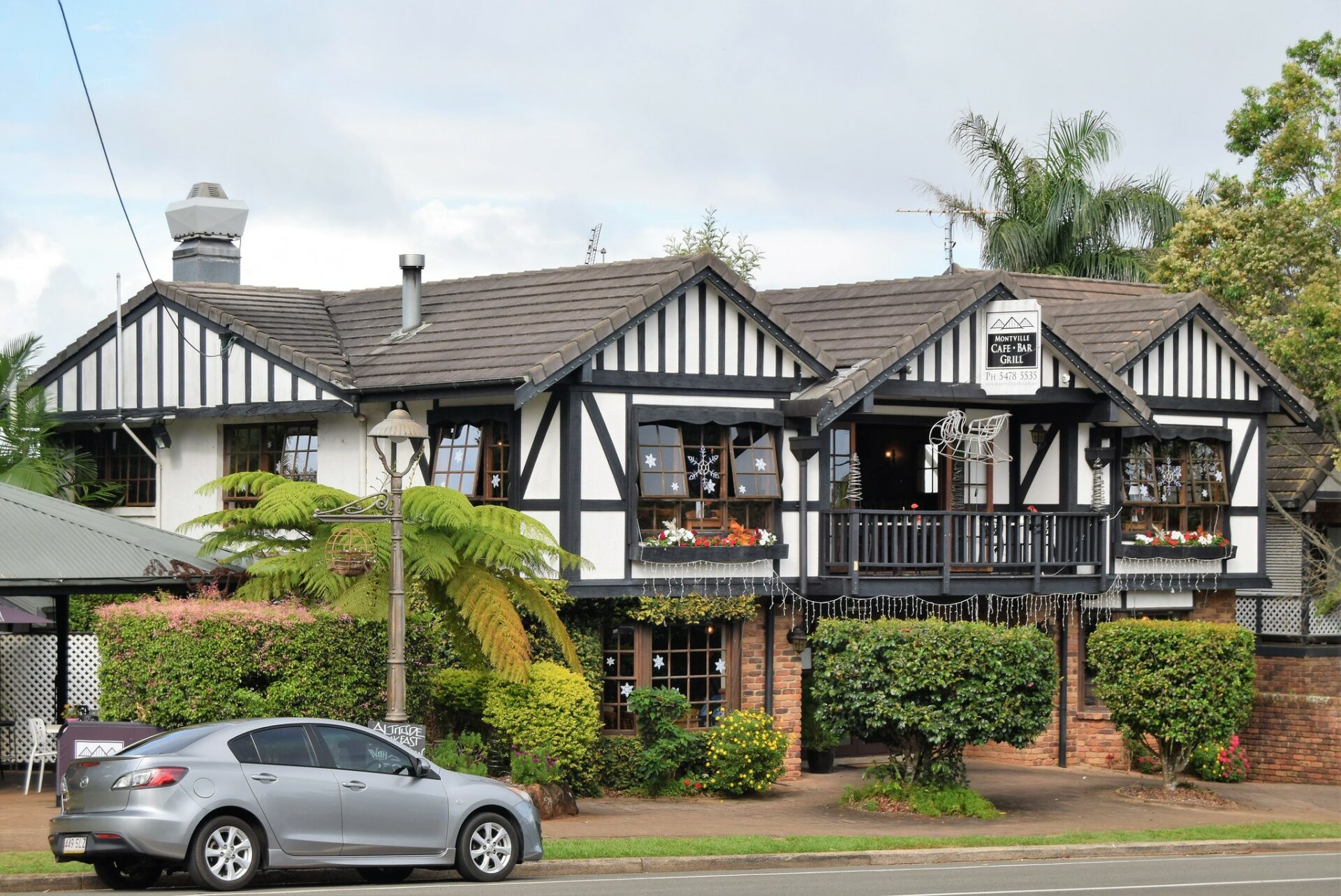 Sunshine Coast Gable Roofing Style