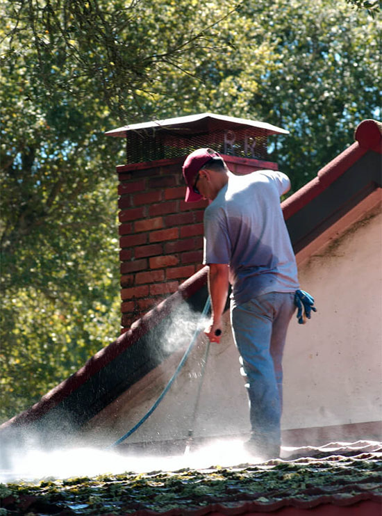 Roof Moss Cleaning